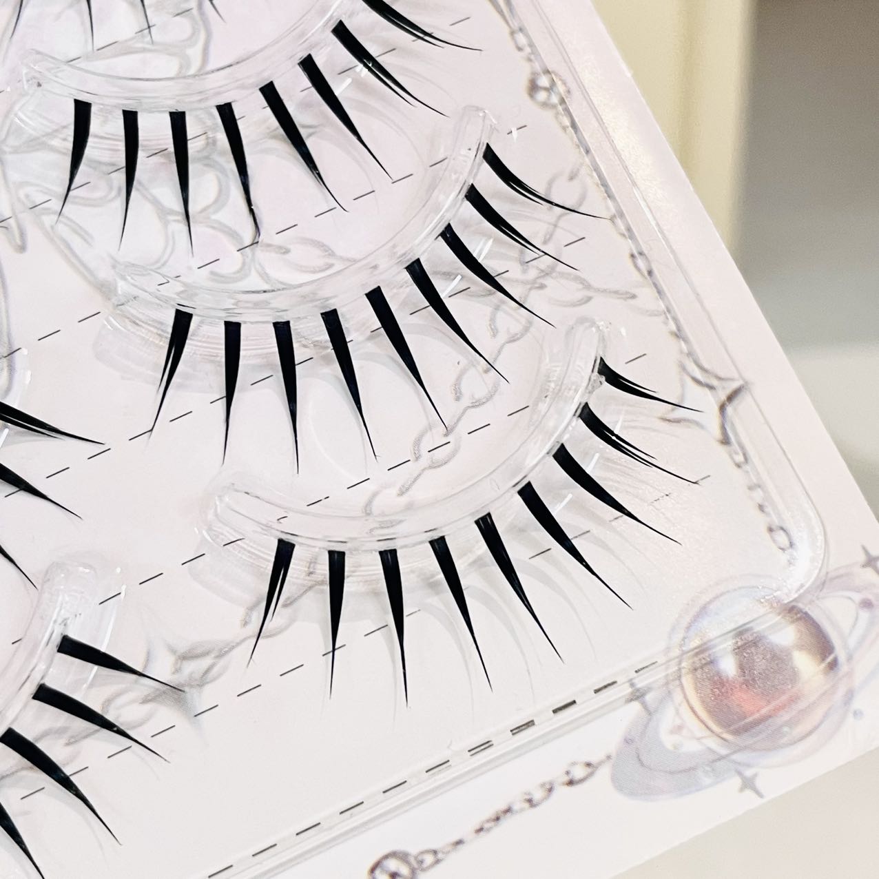 Doudoutian Wet Look Spiky Full - Eyelash Extension Natural recensie en prijs